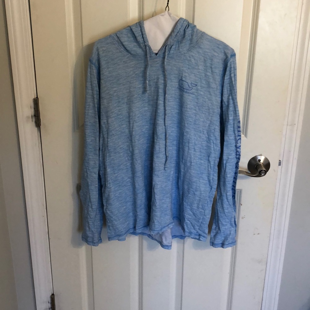 Vineyard Vines light weight sweatshirt